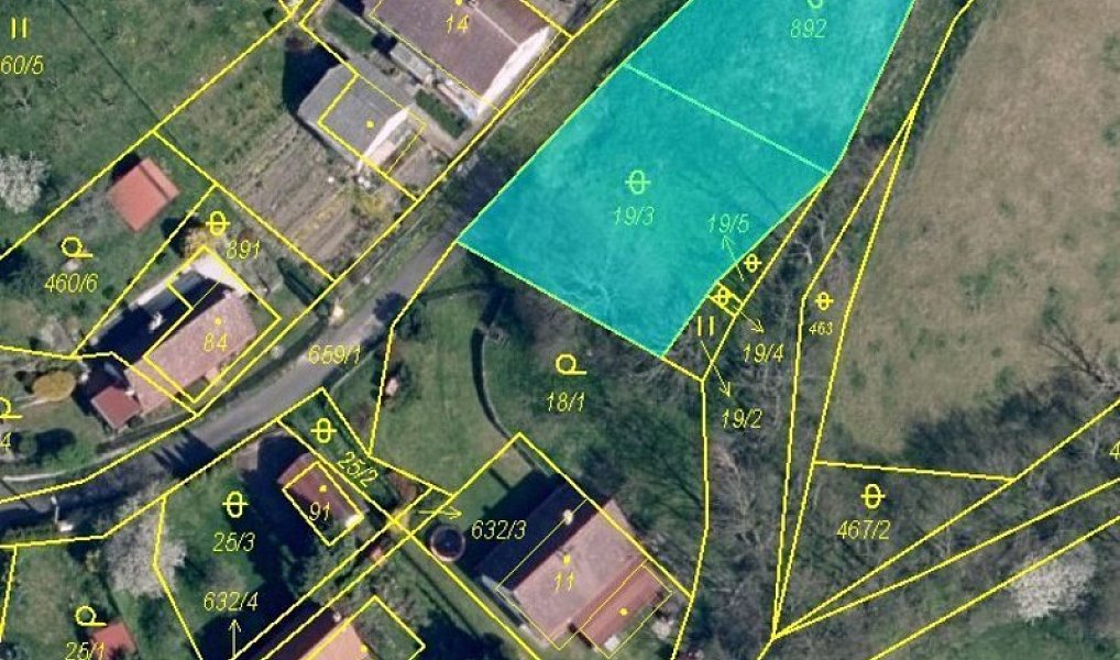 Prodej stavebního pozemku 823 m², Lovečkovice – náhled fotky 2