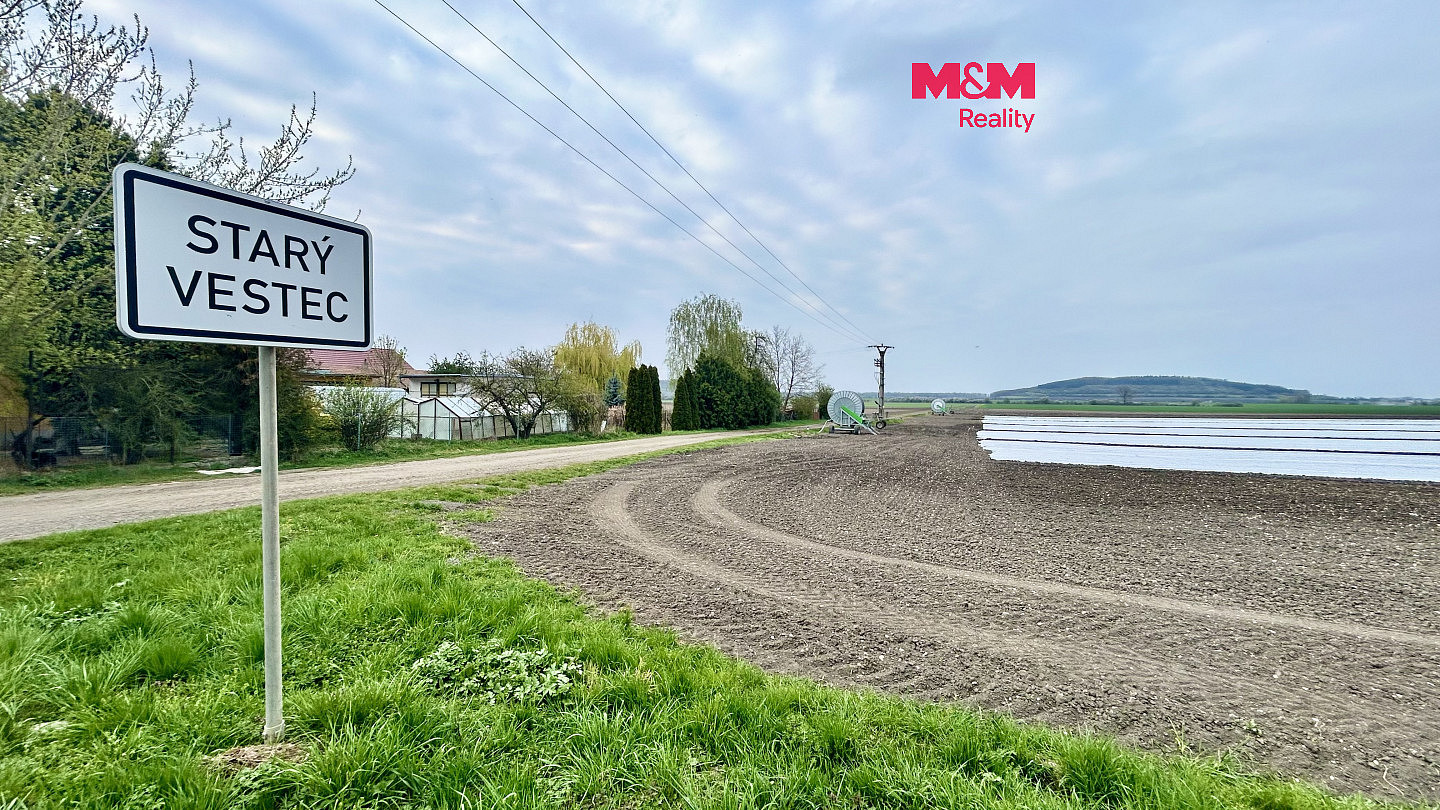 Prodej pole 48 734 m²