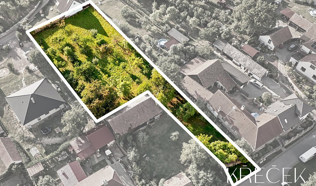 Prodej stavebního pozemku 1 792 m², Kaly – náhled fotky 5