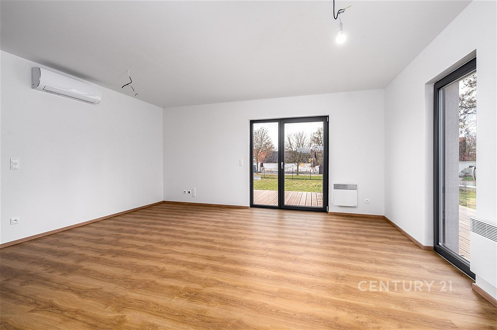 Prodej domu 122 m² s pozemkem 1 048 m² — photo 5