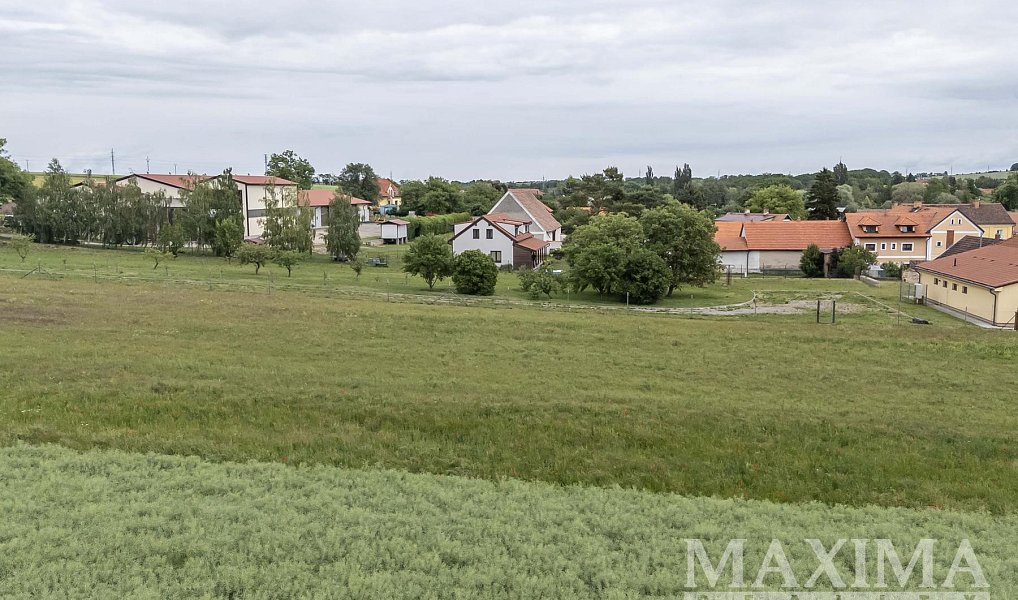 Prodej stavebního pozemku 1 208 m², Číčovice – náhled fotky 5