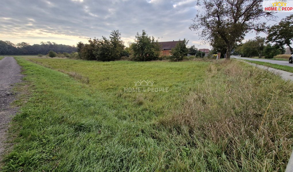 Prodej stavebního pozemku 1 600 m², Cvrčovice – náhled fotky 6
