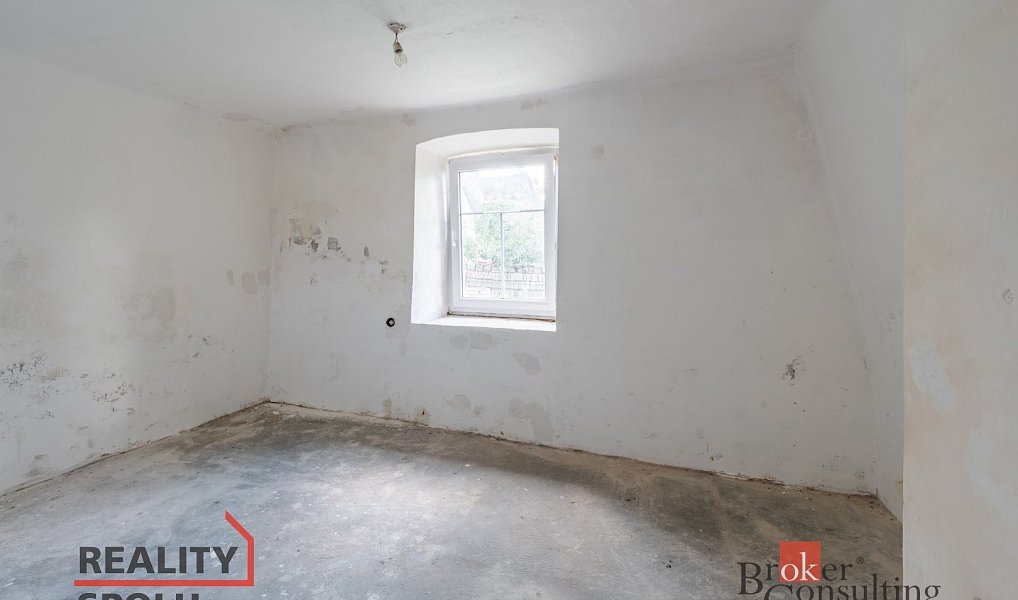 Prodej domu 100 m² s pozemkem 1 008 m², Strmilov – náhled fotky 14