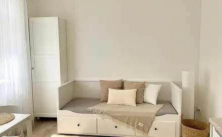 Pronájem bytu 1+kk 22 m²