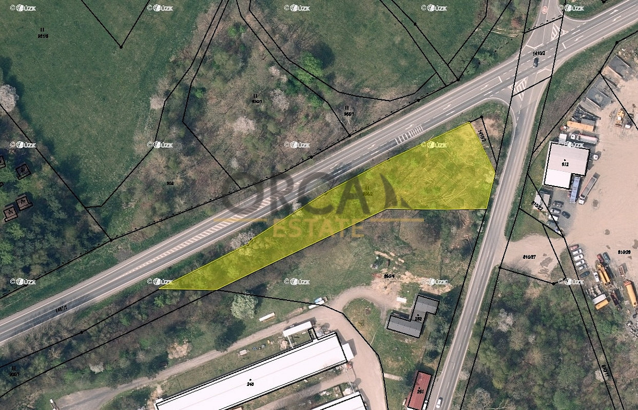 Prodej komerčního pozemku 1 803 m²