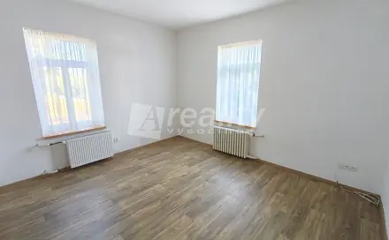 Pronájem bytu 2+1 65 m², Náměšť nad Oslavou, okres Třebíč