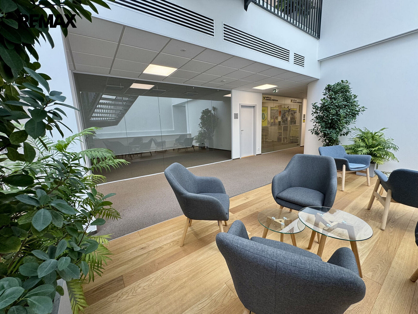 Pronájem kanceláře 28 m² – fotografie 5