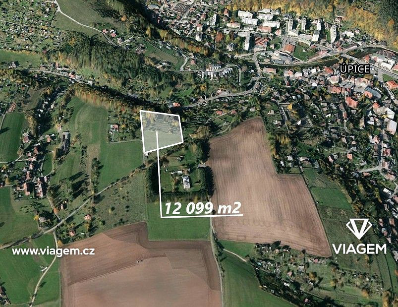 Prodej pole 2 419 m²