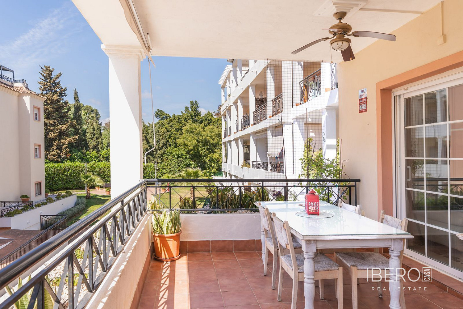 Pis 4+kk – Marbella, Nueva Andalucía - Vista 2