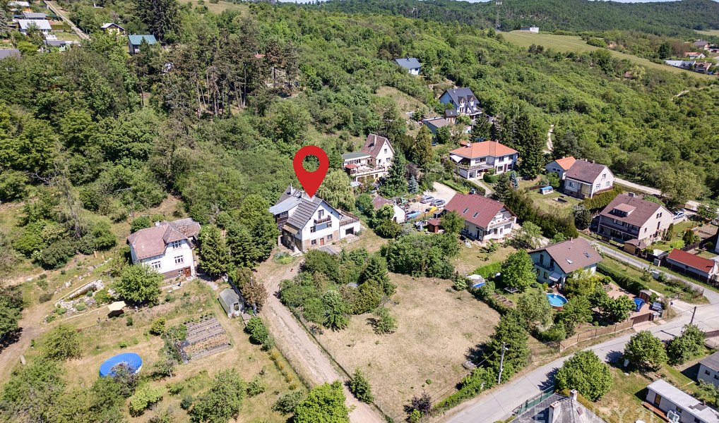 Prodej domu 224 m² s pozemkem 1 370 m², Vráž – náhled fotky 9