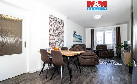 Prodej bytu 3+kk 72 m², Bečváry, okres Kolín