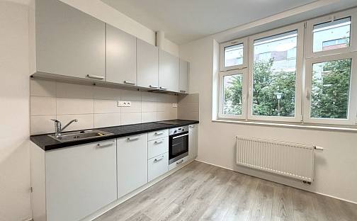 Pronájem bytu 1+kk 29 m², Živnostenská, Plzeň - Lobzy