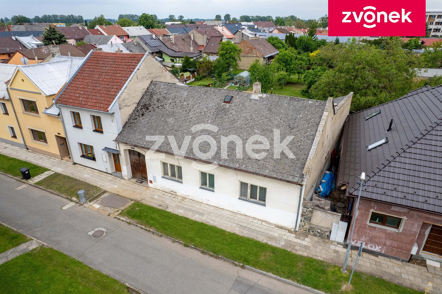 Prodej domu 200 m² s pozemkem 900 m² – fotografie 3
