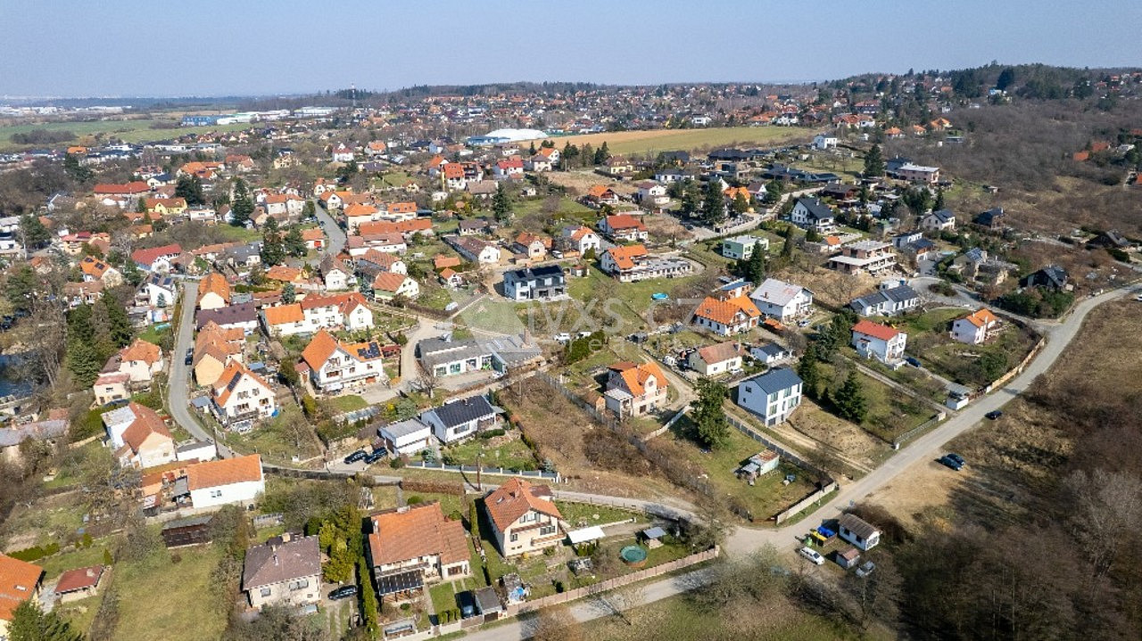 Prodej stavebního pozemku 1 017 m² – fotografie 5