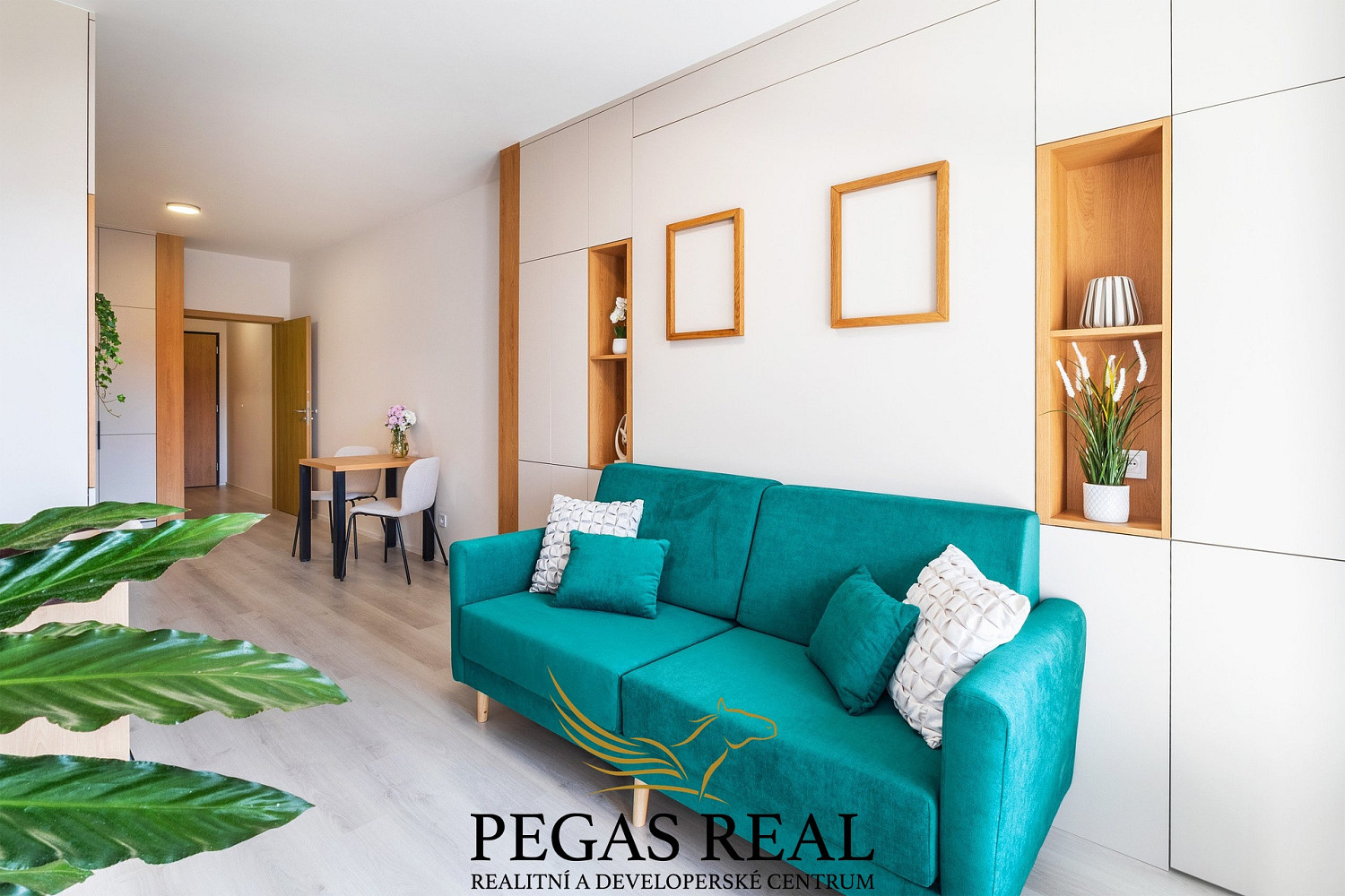 Prodej bytu 1+kk 35 m² – fotografie 2