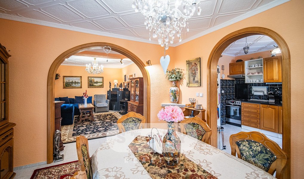 Prodej domu 182 m² s pozemkem 1 064 m², Uničov – náhled fotky 10