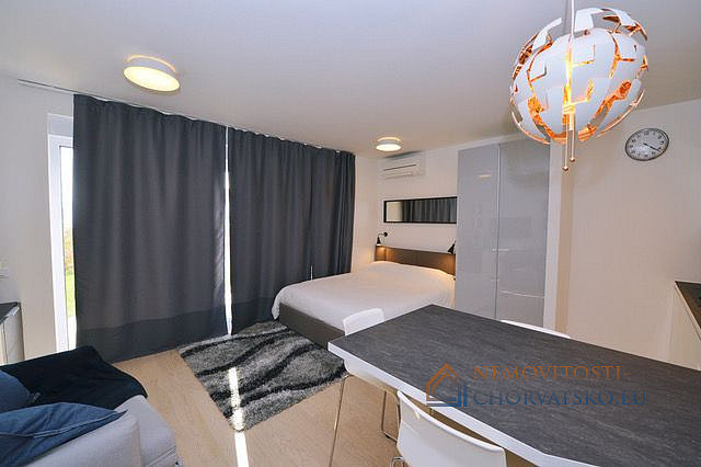 Pronájem bytu 1+kk 64 m² - Widok 4