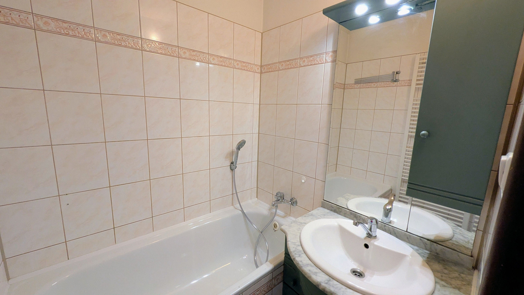 Pronájem bytu 2+1 53 m² – fotografie 5