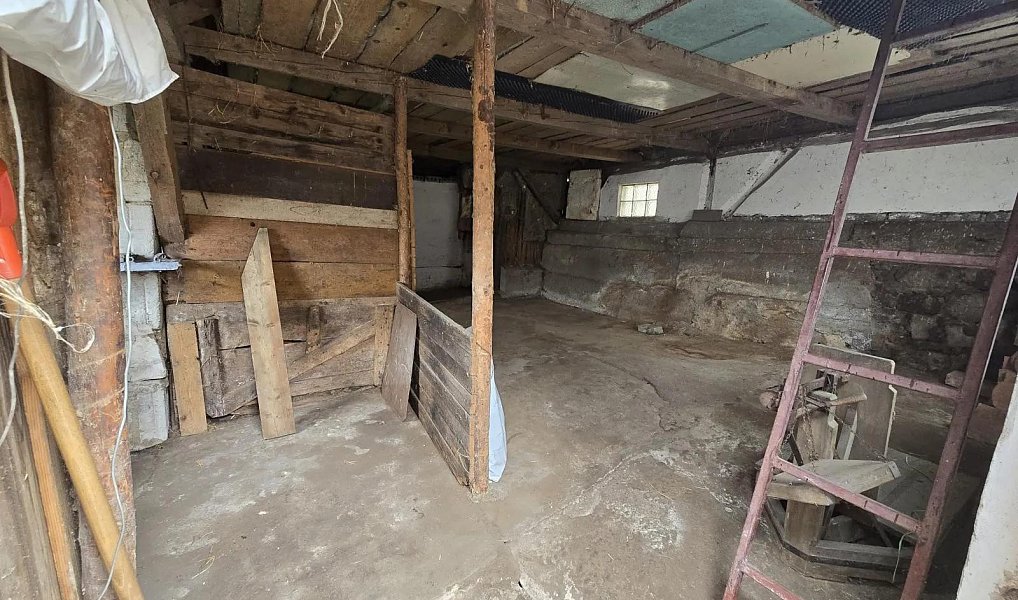 Prodej domu 183 m² s pozemkem 1 100 m², Dačice – náhled fotky 20