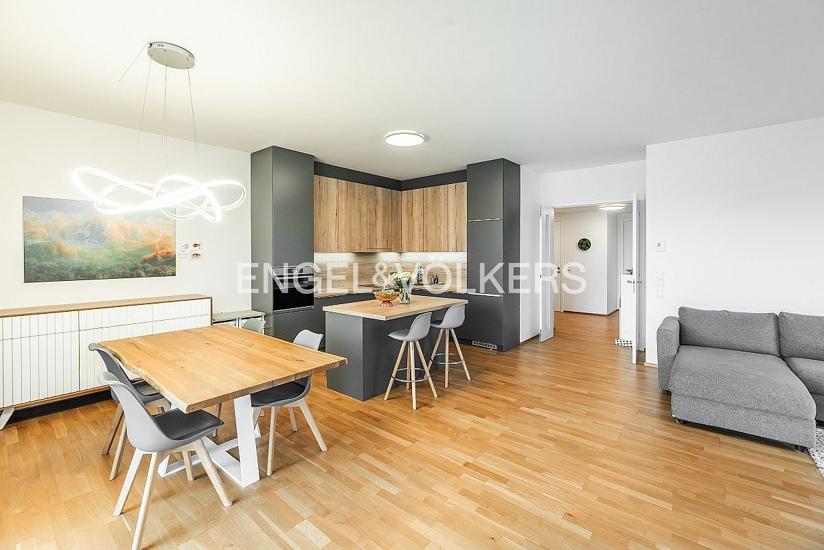 Pronájem bytu 3+kk 90 m² – fotografie 5