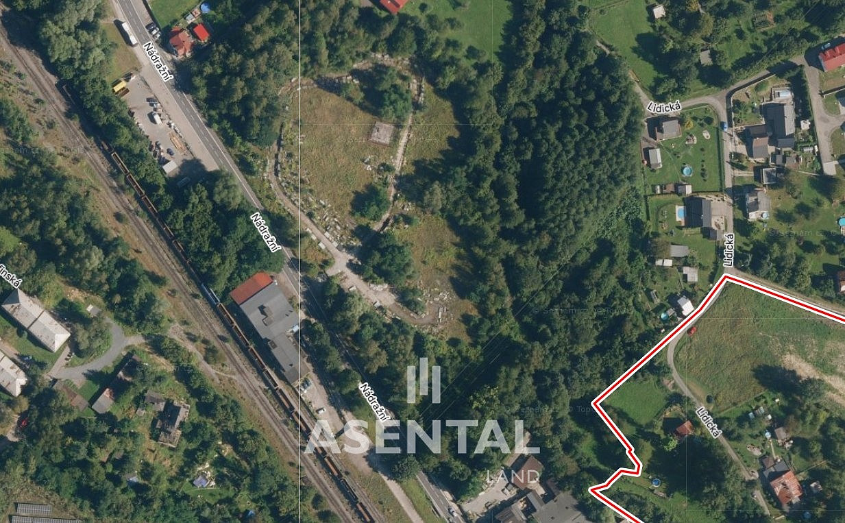 Prodej komerčního pozemku 22 913 m²