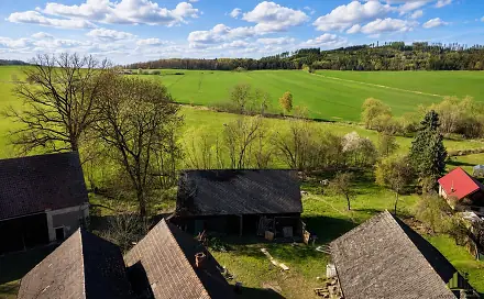 Prodej stavebního pozemku 4 033 m², Veselá, okres Rokycany