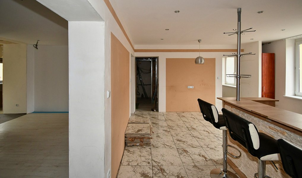 Prodej domu 165 m² s pozemkem 665 m², Omice – náhled fotky 23