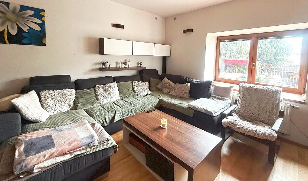 Prodej domu 140 m² s pozemkem 224 m², Ledce – náhled fotky 16