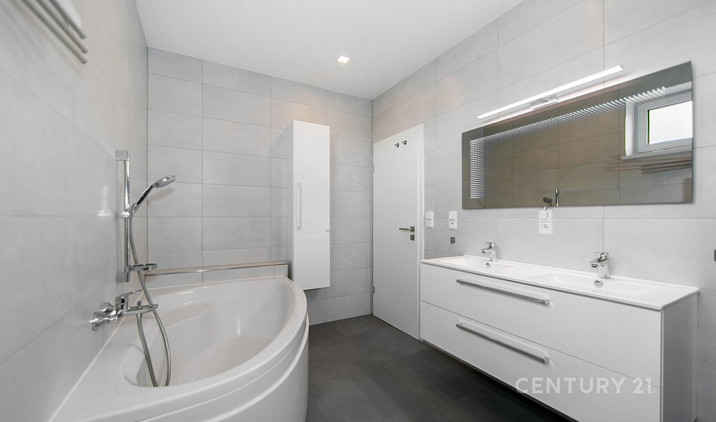 Prodej domu 167 m² s pozemkem 478 m², Chotíkov – náhled fotky 4