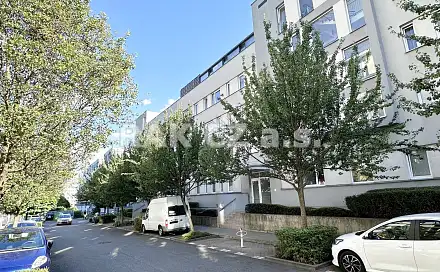 Pronájem bytu 3+kk 90 m²
