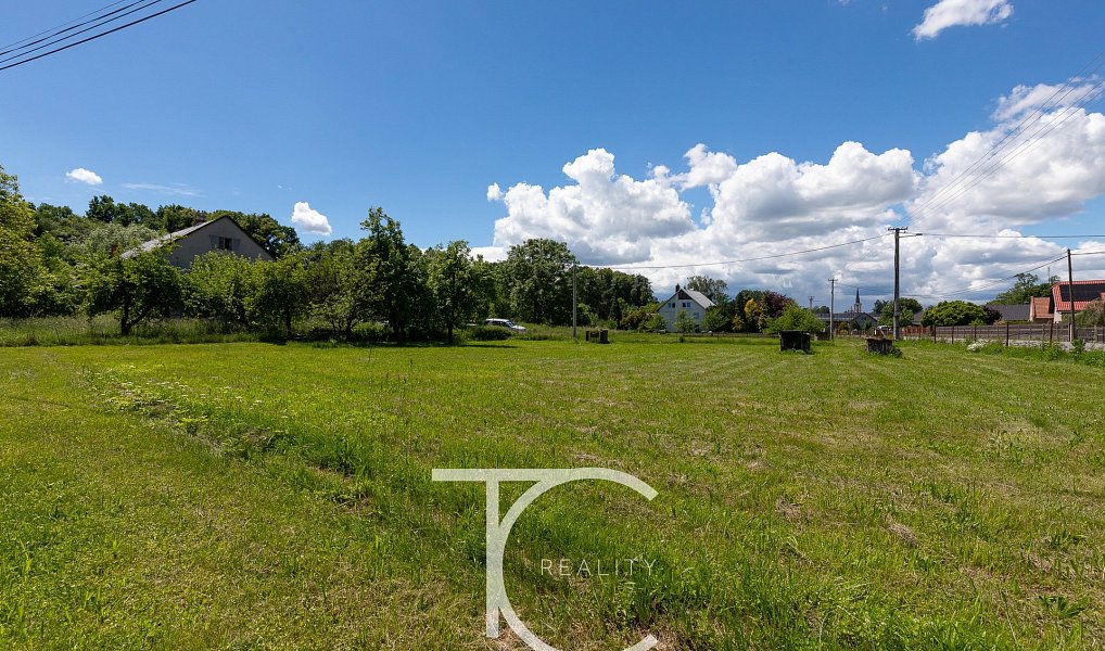 Prodej stavebního pozemku 1 074 m², Hladké Životice – náhled fotky 4