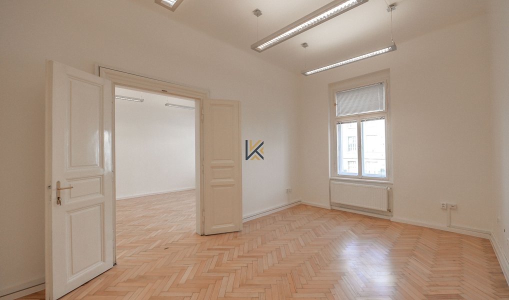 Pronájem kanceláře 104 m², Praha – náhled fotky 4