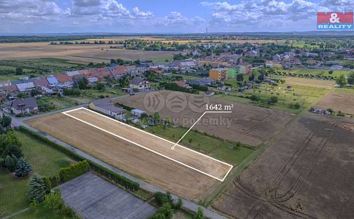 Prodej stavebního pozemku 1 642 m², Záříčí, okres Kroměříž