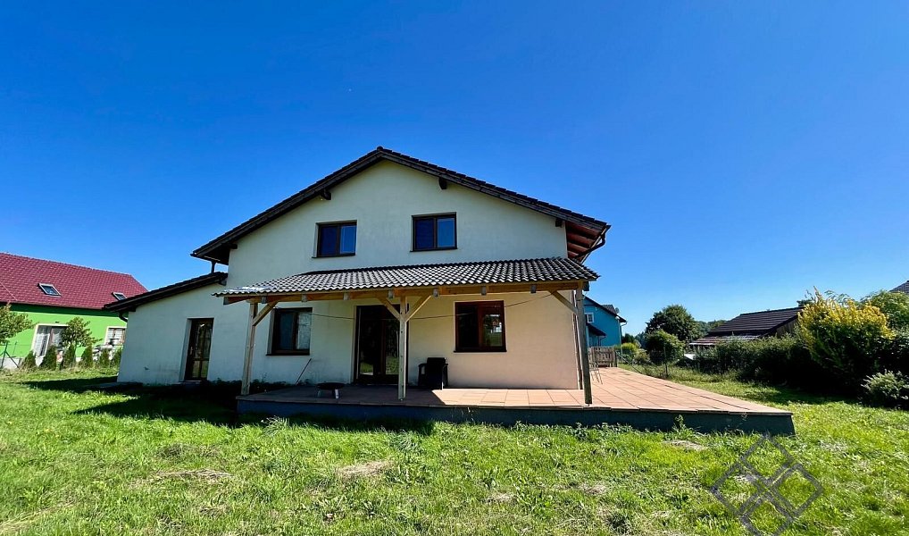 Prodej domu 195 m² s pozemkem 1 177 m², Obora – náhled fotky 20
