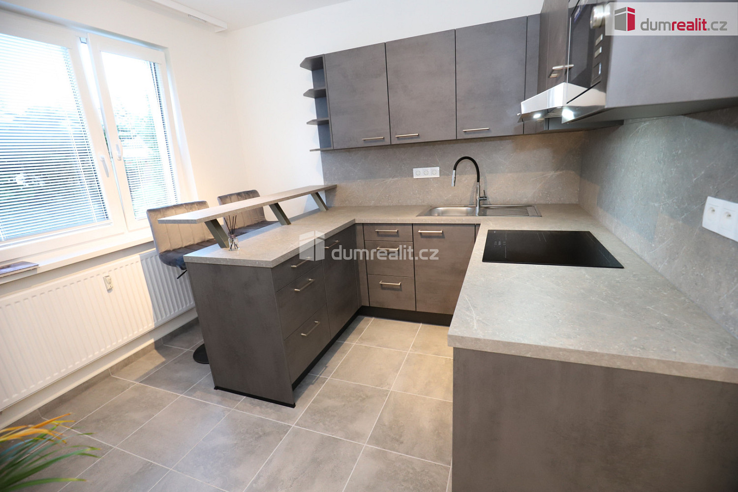 Prodej bytu 1+1 36 m² — photo 2