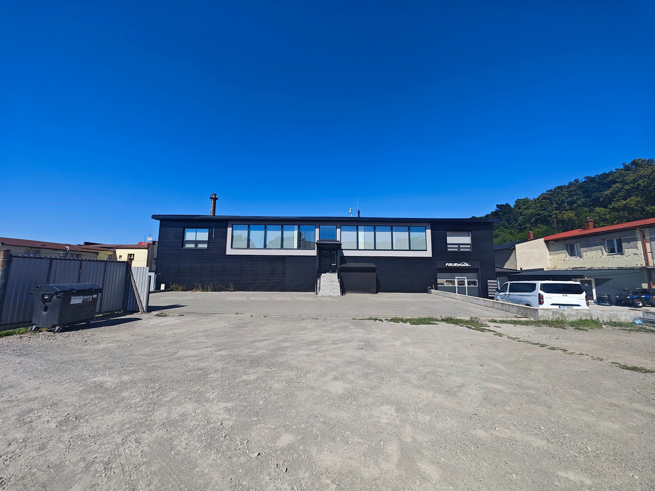 Pronájem kanceláře 198 m²
