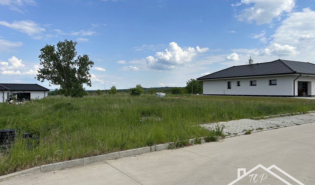 Prodej stavebního pozemku 898 m², Žáky – náhled fotky 5