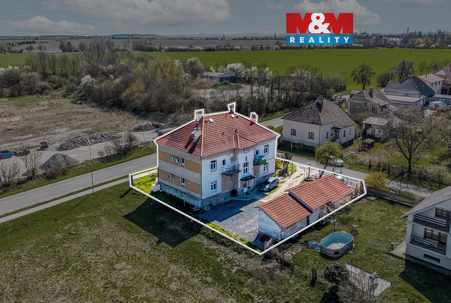 Prodej nájemního domu, činžáku 280 m² — photo 3