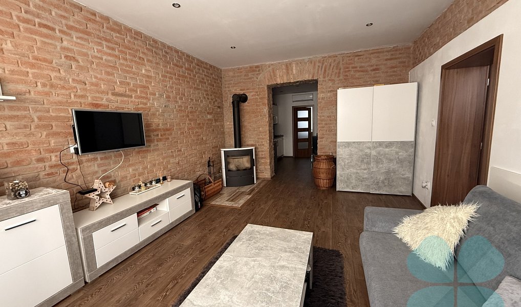 Prodej domu 220 m² s pozemkem 449 m², Radnice – náhled fotky 25