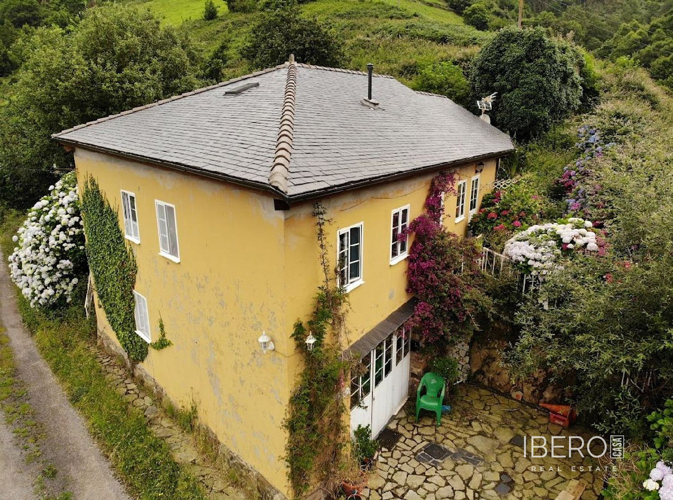 Prodej domu 180 m² s pozemkem 400 m² — photo 2