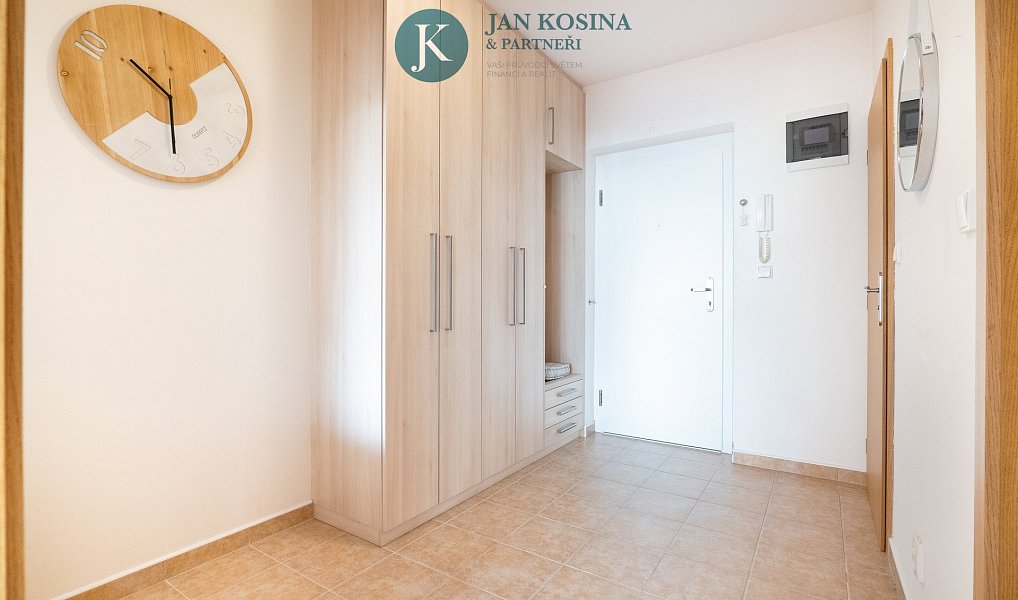 Prodej bytu 2+kk 53 m², Praha – náhled fotky 15