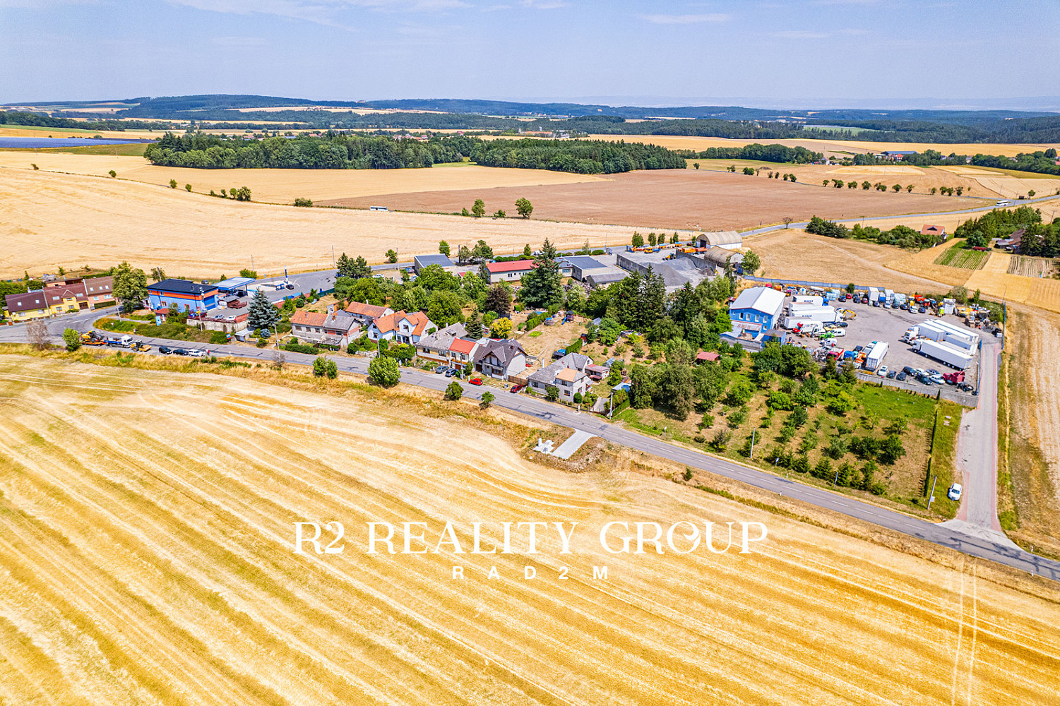 Prodej stavebního pozemku 3 500 m² – fotografie 3