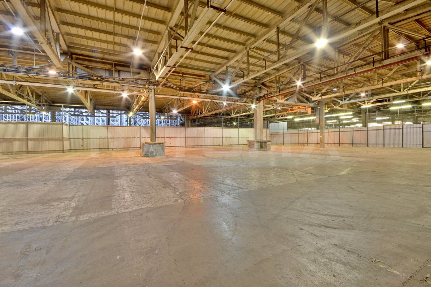 Pronájem skladovacích prostor 1 025 m² – fotografie 2