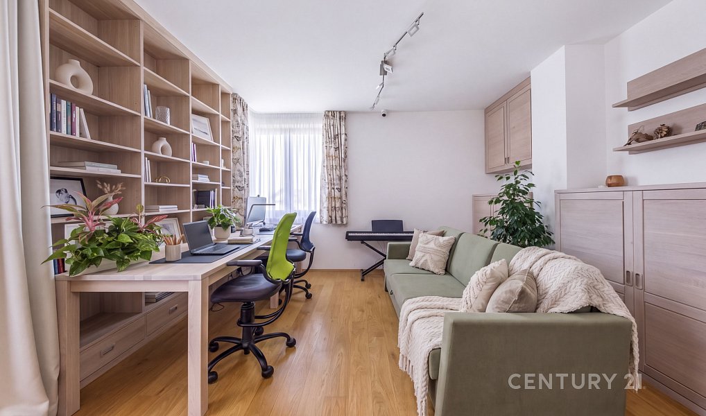 Pronájem domu 246 m² s pozemkem 1 219 m², Bašť – náhled fotky 11