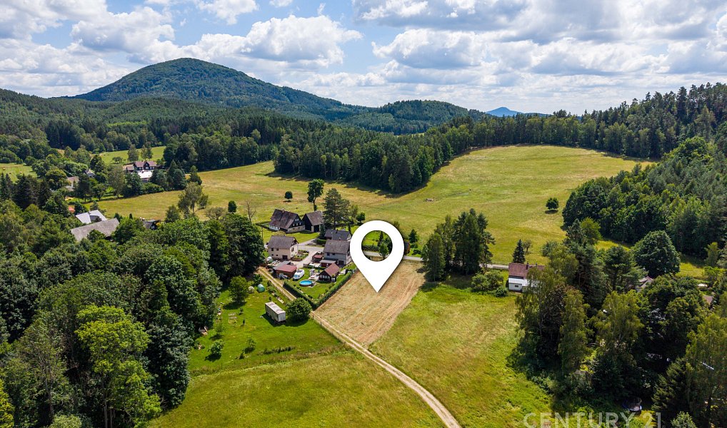 Prodej stavebního pozemku 1 943 m², Mařenice – náhled fotky 2