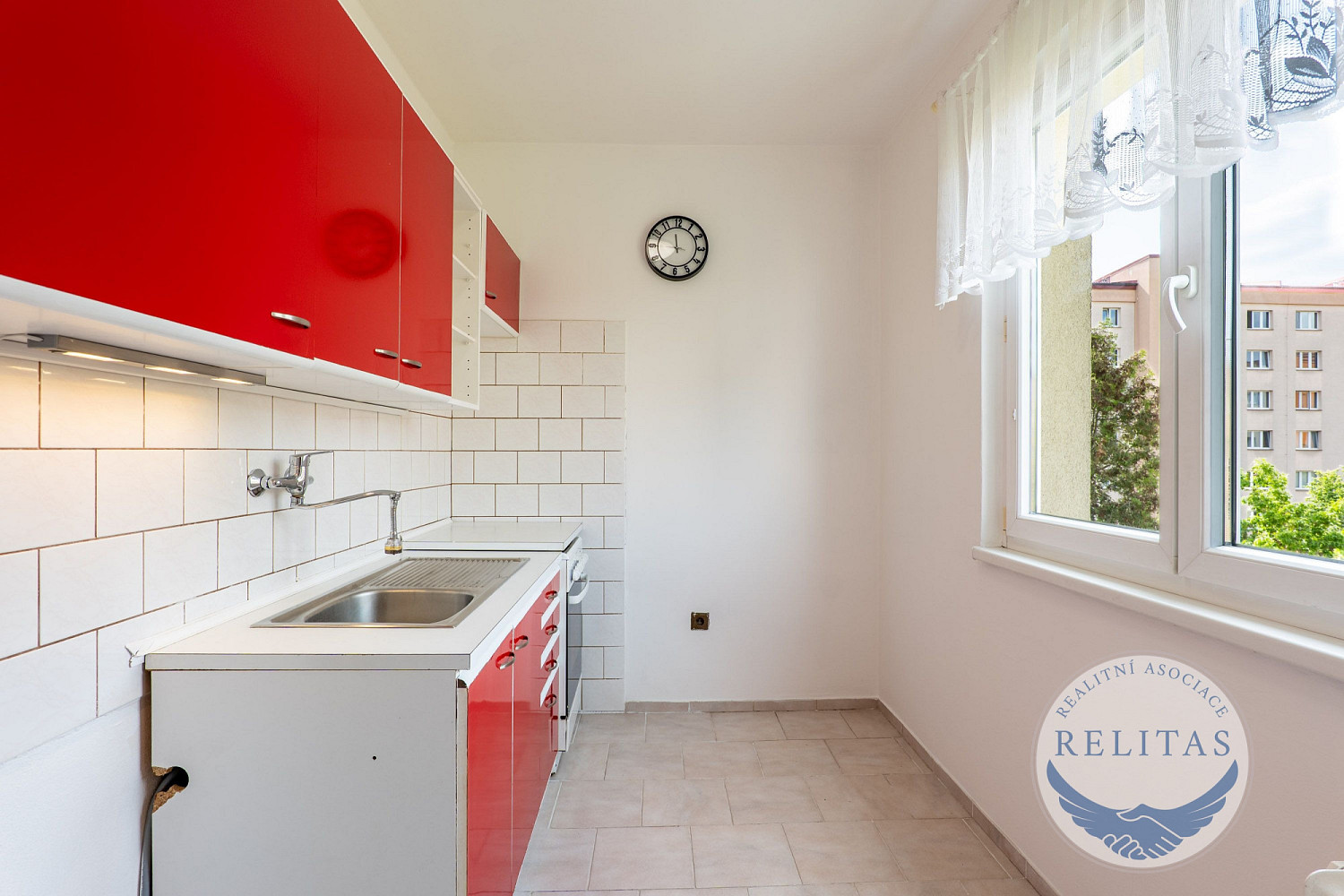 Prodej bytu 2+1 57 m² – pohled 2