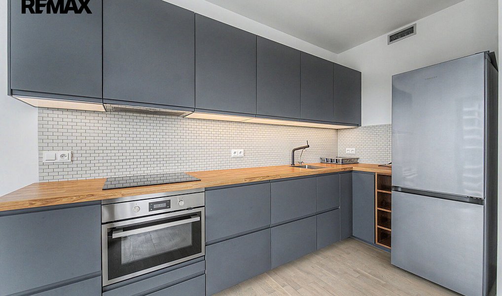 Pronájem bytu 4+kk 113 m², Praha – náhled fotky 2