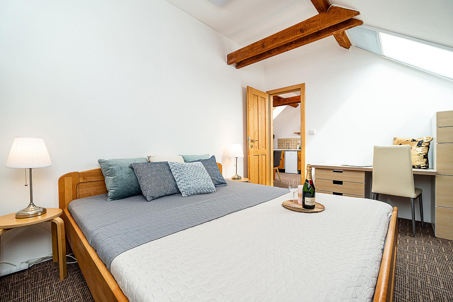 Prodej bytu 3+kk 76 m² – pohled 3