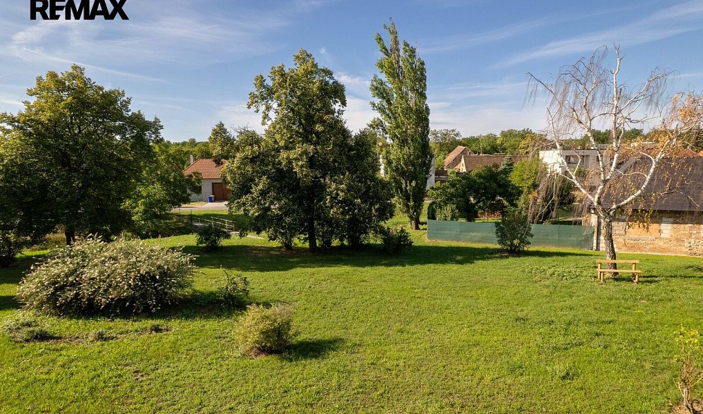 Prodej pozemku 739 m², Šatov – náhled fotky 4