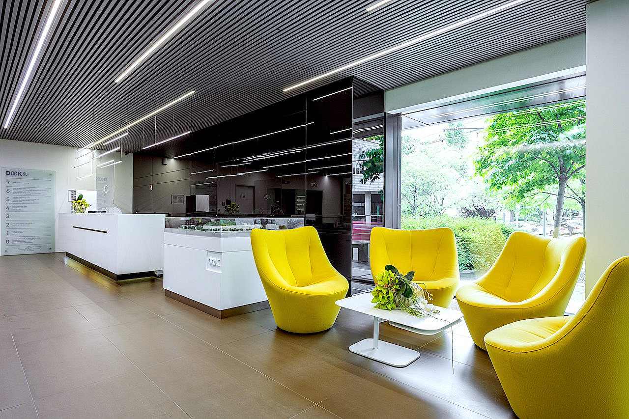 Pronájem kanceláře 182 m² – fotografie 2